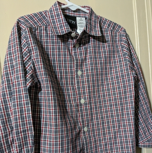 Boys button up shirt - Picture 2 of 3